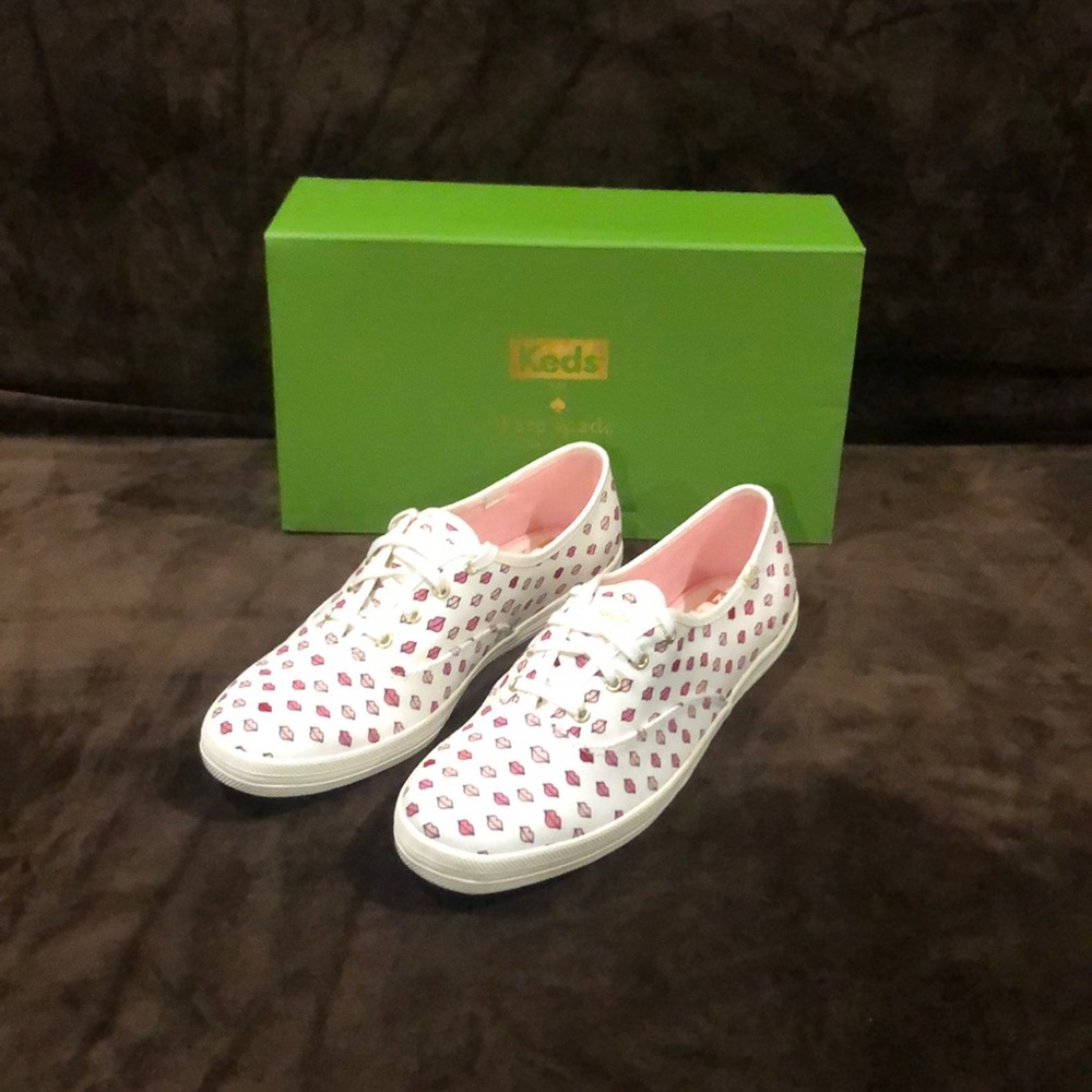 Keds for Kate Spade with Kiss design Size 8 Shoes
